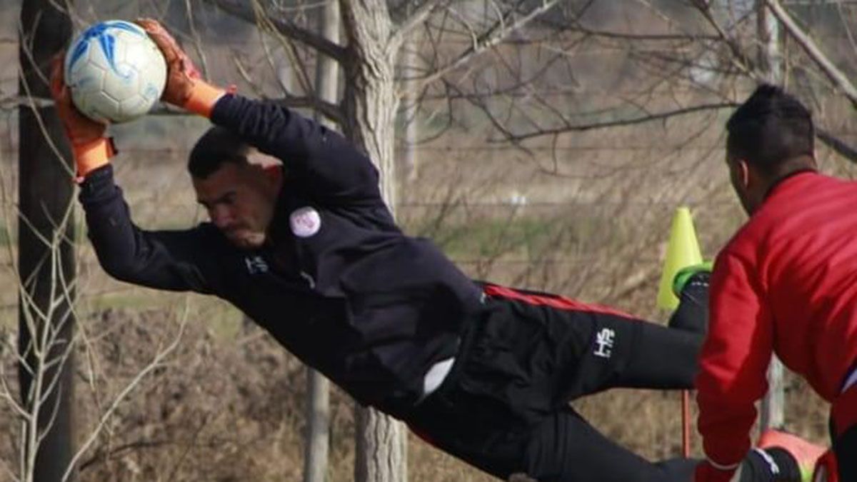 El arquero de Huracán Las Heras Luciano Silva fue muy claro en sus conceptos.