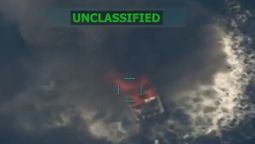 Captura de pantalla de un video publicado en la cuenta oficial de la red social X @SecWar del secretario del Departamento de Defensa de Estados Unidos, Pete Hegseth, que muestra un ataque contra una embarcación en aguas del océano Pacífico. Crédito: EFE/ @secwar. Captura de pantalla de un video publicado en la cuenta oficial de la red social X @SecWar del secretario del Departamento de Defensa de Estados Unidos, Pete Hegseth, que muestra un ataque contra una embarcación en aguas del océano Pacífico. Crédito: EFE/ @secwar.