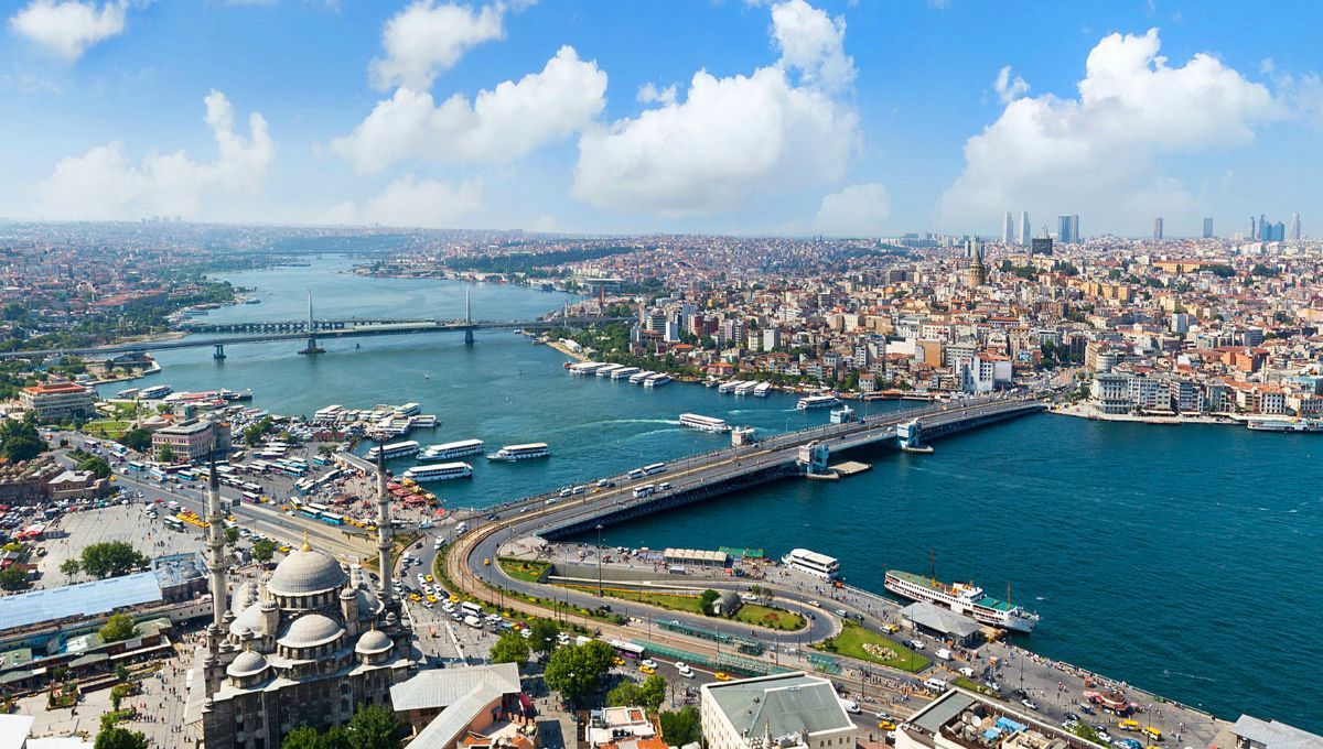 La ciudad única del mundo que pertenece a dos continentes: fue la capital de tres grandes imperios