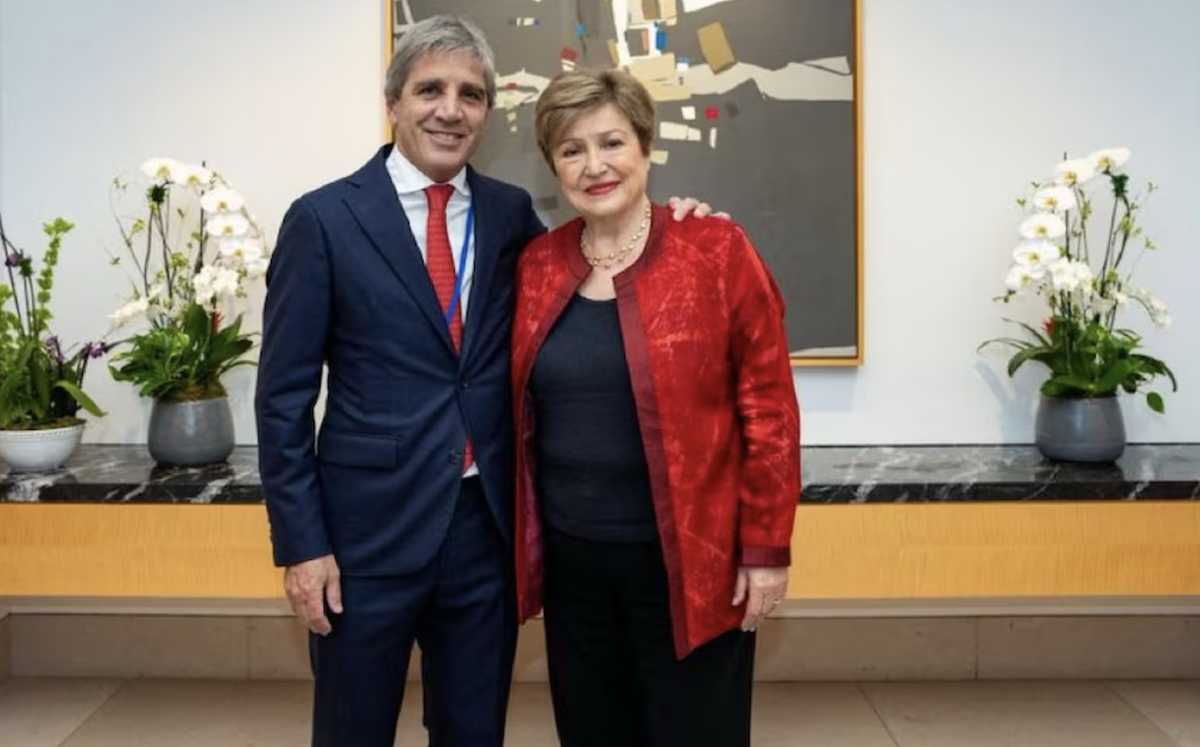 Caputo se reunió con la titular del FMI y se encamina un desembolso de 1.000 millones de dólares