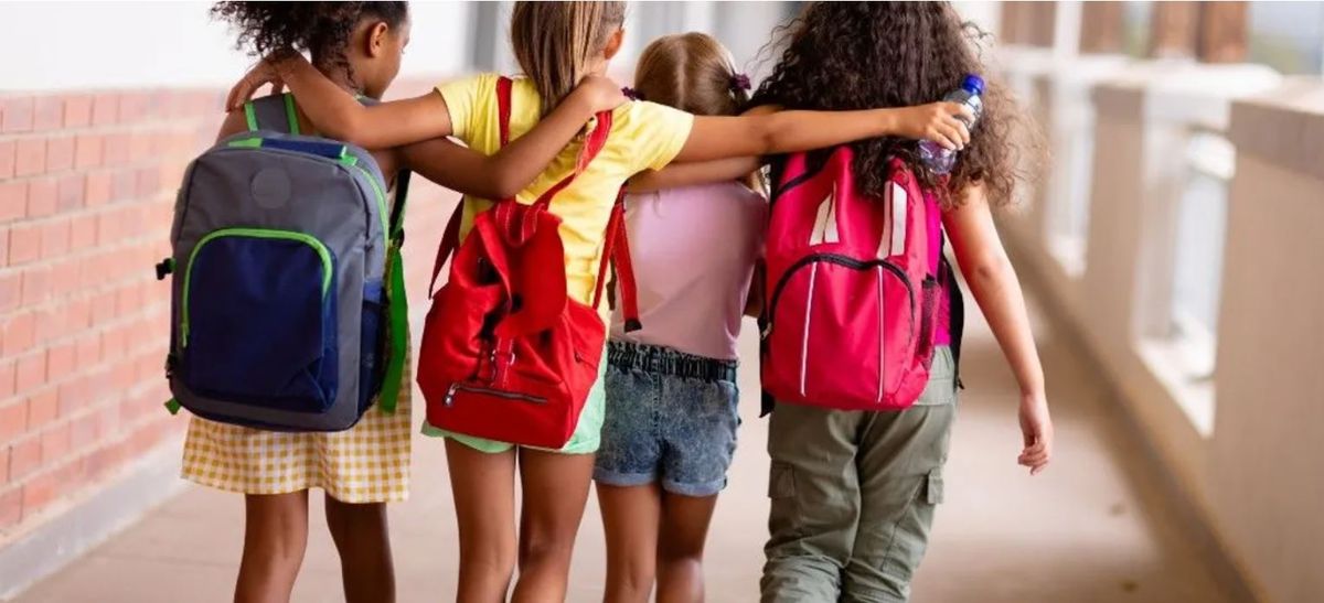 Atención vuelta a clases: ¿cuánto peso pueden llevar los niños en las mochilas escolares? Atención vuelta a clases: ¿cuánto peso pueden llevar los niños en las mochilas escolares?