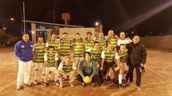 El Seniors de Futsal arrancó con un intenso clásico lasherino