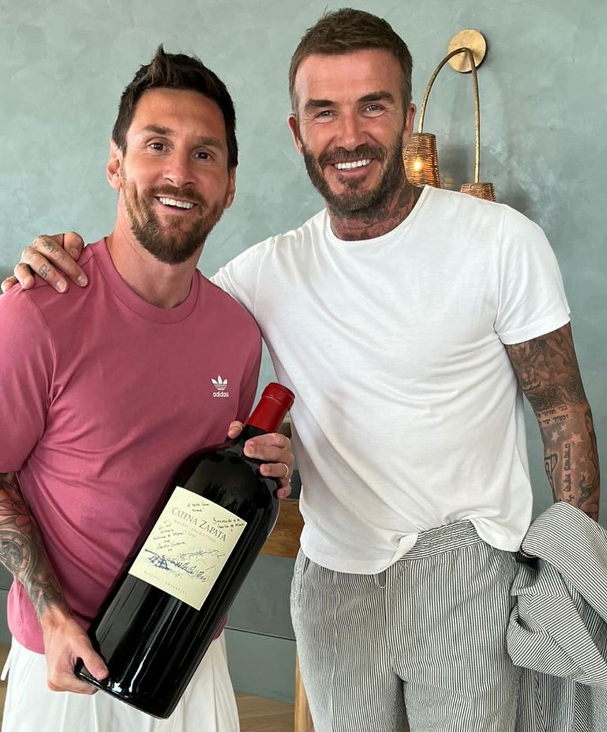 Lionel Messi y David Beckham. Lionel Messi y David Beckham.