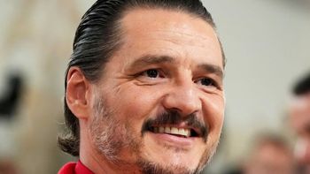 Dónde puedo ver La Gran Muralla de Pedro Pascal