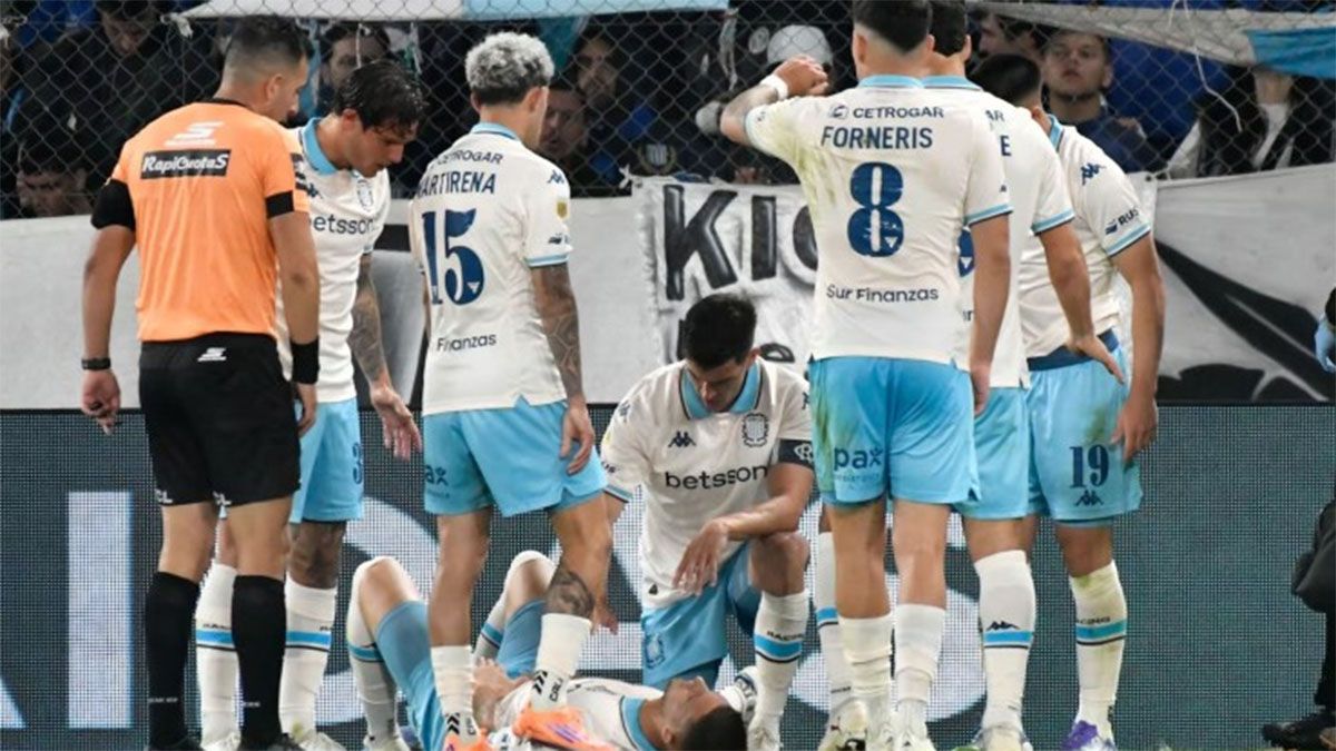 Elías Torres será baja en Racing por un largo tiempo.