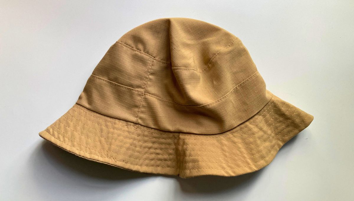 El piluso es un accesorio muy canchero, perfecto para protegerte del sol. El piluso es un accesorio muy canchero, perfecto para protegerte del sol.