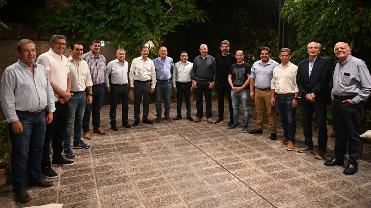 Suarez fue el anfitrión de la cumbre de intendentes radicales.