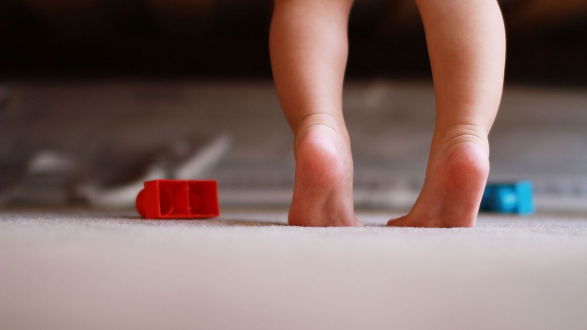 Qué significa que los niños caminen en puntas de pie, según la medicina Qué significa que los niños caminen en puntas de pie, según la medicina