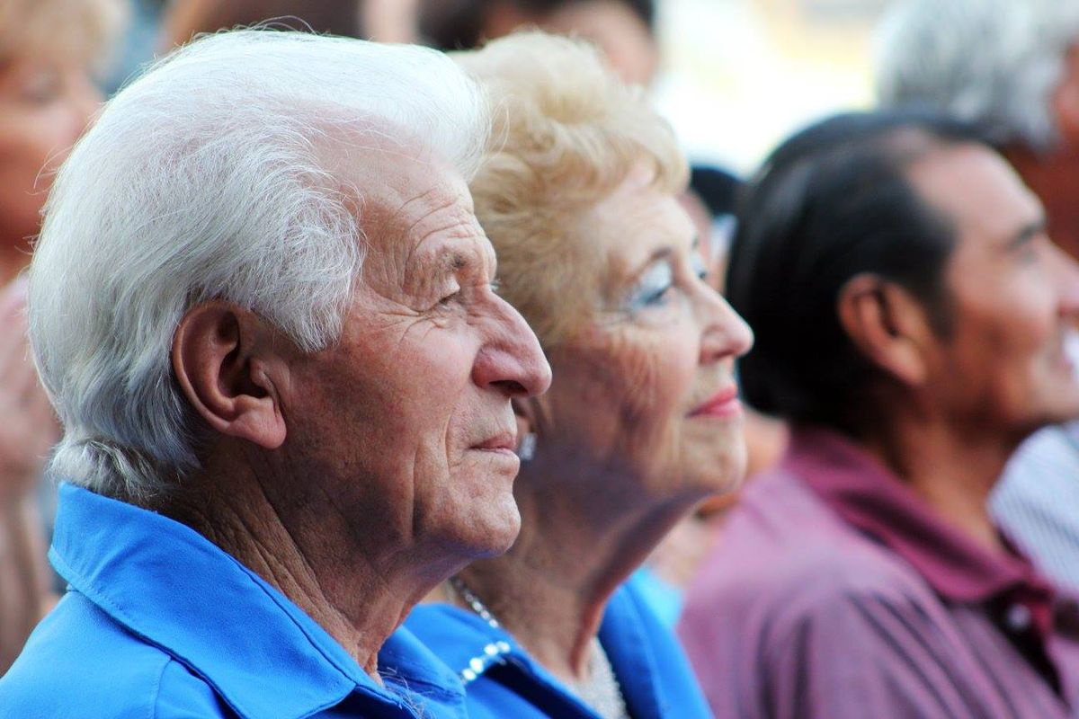 Las personas mayores de 65 pierden el deseo de la sed, según explicó el doctor Claudio Santamaría. Las personas mayores de 65 pierden el deseo de la sed, según explicó el doctor Claudio Santamaría.