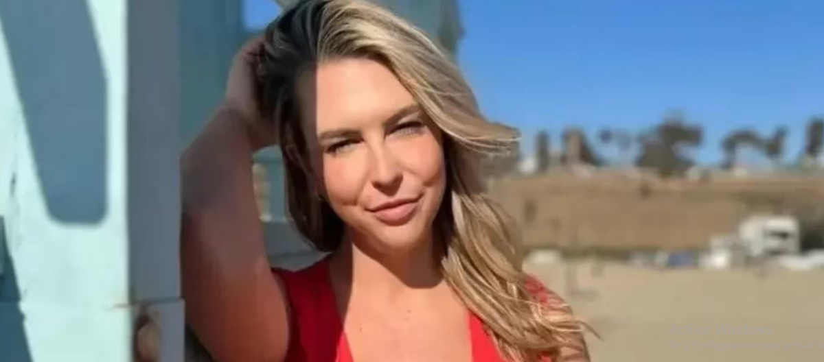 Exigente. Una abogada paga para conseguir novio, pero sus exigencias son insólitas.