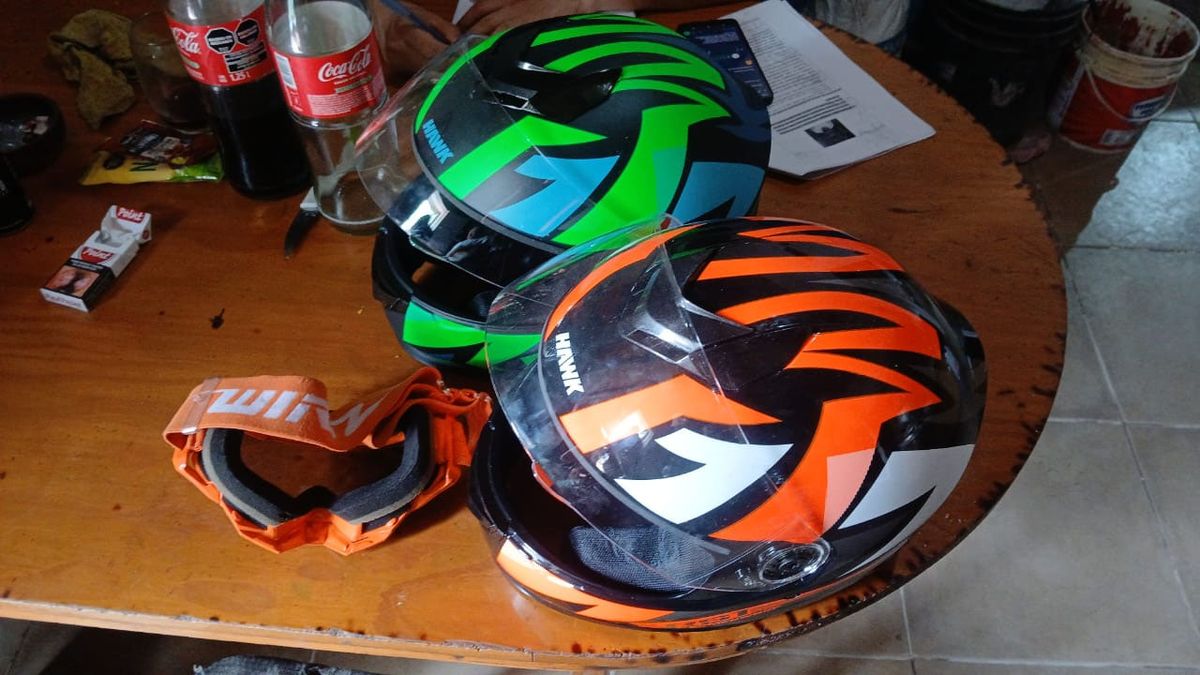 Al igual que las motos, la Policía recuperó los cascos robados del local de Guaymallén.