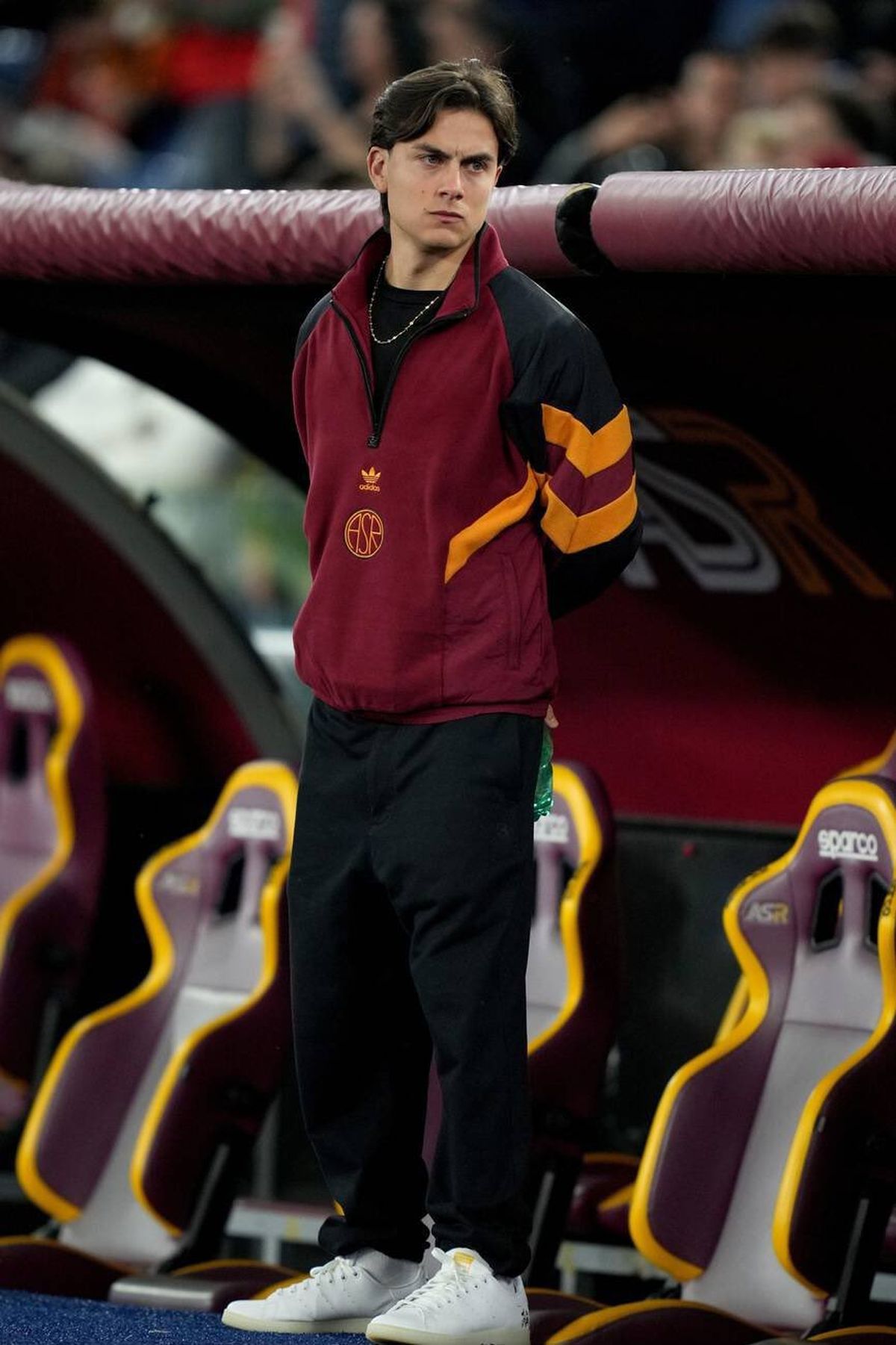 Paulo Dybala fue operado este viernes en Roma.