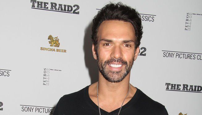 Extraña e inesperada muerte del actor Darren Shahlavi