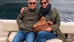 El Presidente y la primera dama pasean en catamarán