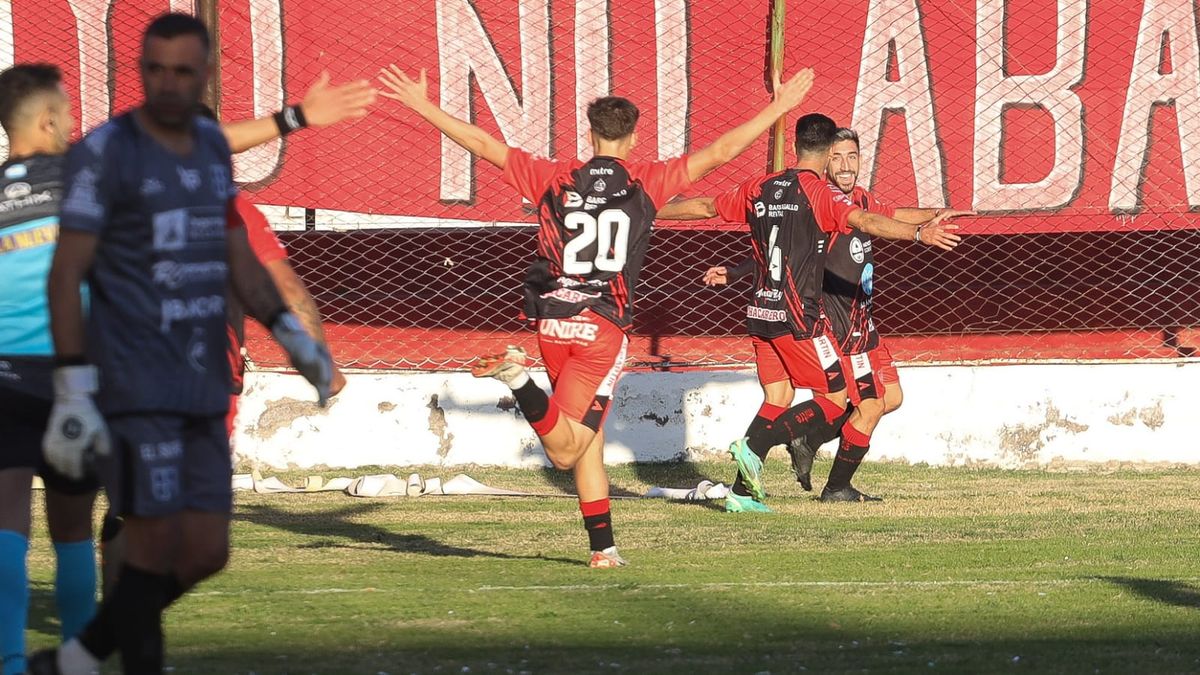 Ignacio Simionato le dio el triunfo al Atlético San Martín ante Atenas de Rio Cuarto y se metió en los puestos de clasificación.