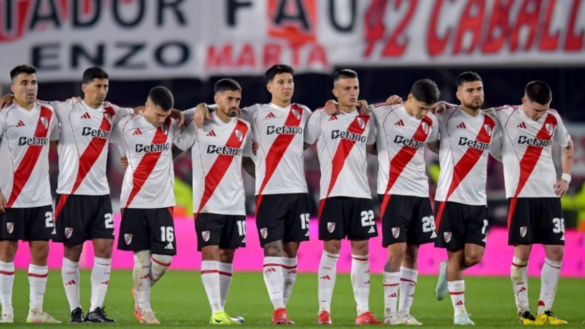 River cayó por penales ante Platense y extendió su mala racha en definición por penales.