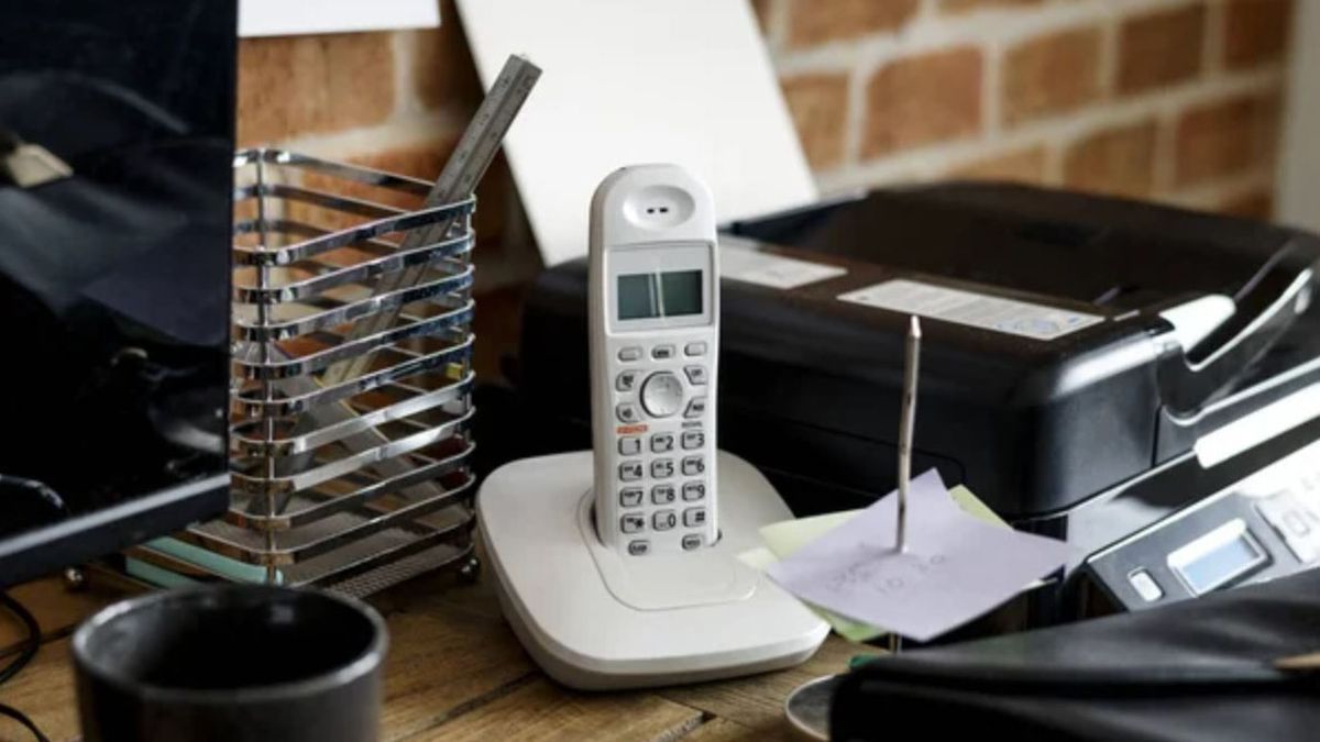 El tel&eacute;fono inalambrico antiguo puede general alteraciones en el router WiFi y deber&iacute;a estar alejado del dispositivo