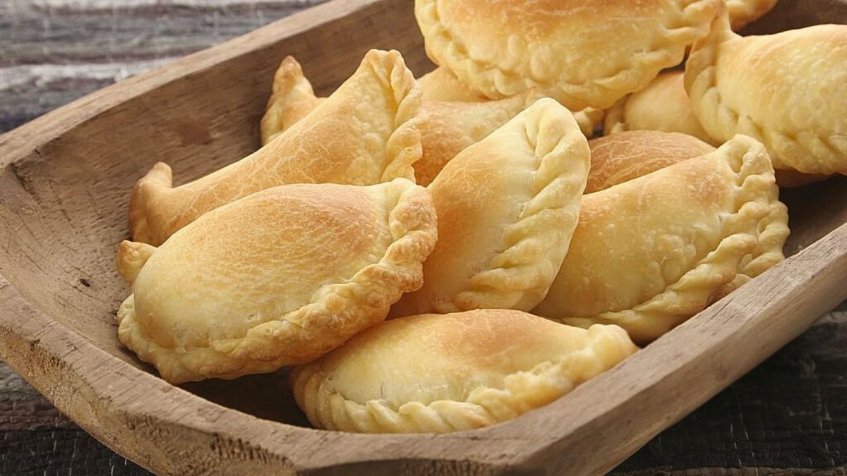 Las empanadas al horno se pueden pegar en la bandeja. ¿Cuál es el truco para evitarlo?