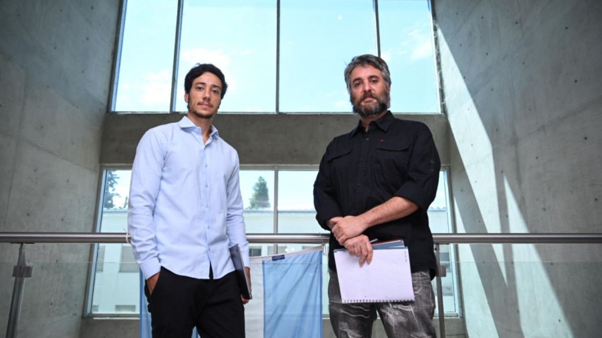 Un importante avance ha logrado el equipo que encabezan Ary Lautaro Di Bartolo y Diego Masone sobre el estudio del funcionamiento de la sinapsis neuronal y que podría curar enfermedades mentales degenerativas.