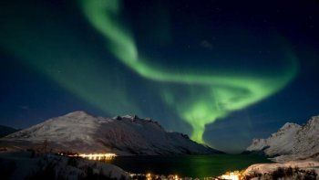 Cortan la luz para ver la aurora boreal