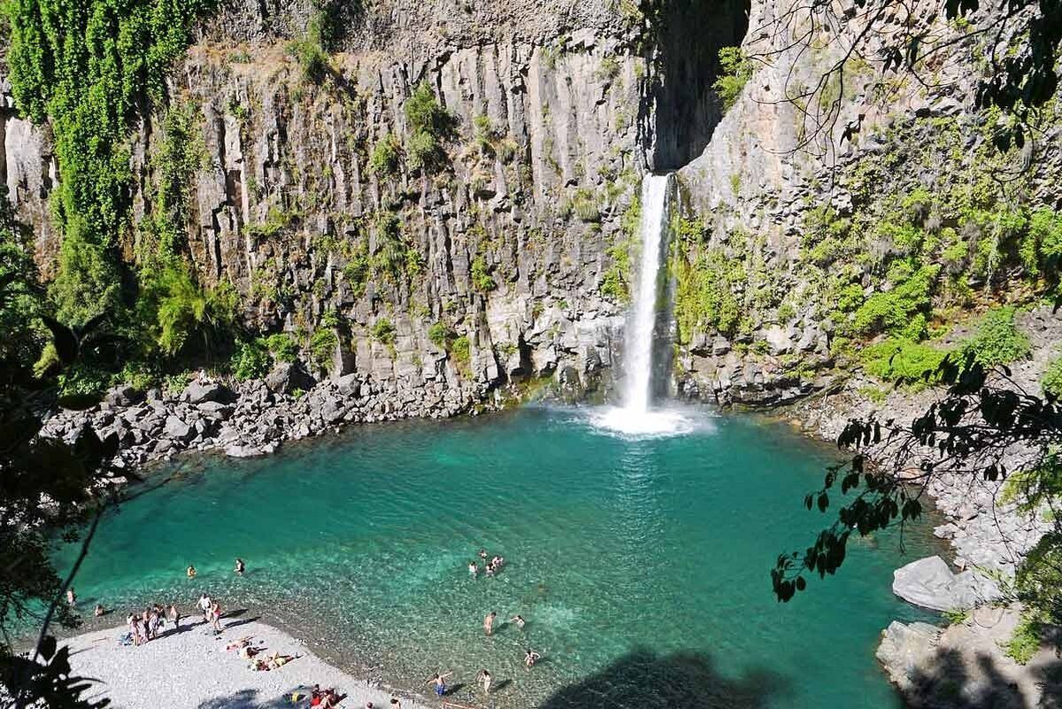 Parque Nacional Radal Siete Tazas en Chile. Parque Nacional Radal Siete Tazas en Chile. 