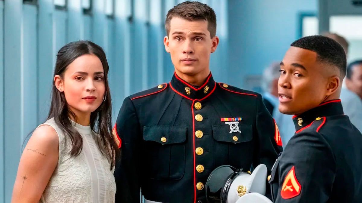 Una joven aspirante a músico y un marine a punto de irse a Irak deciden casarse por conveniencia. Una joven aspirante a músico y un marine a punto de irse a Irak deciden casarse por conveniencia.