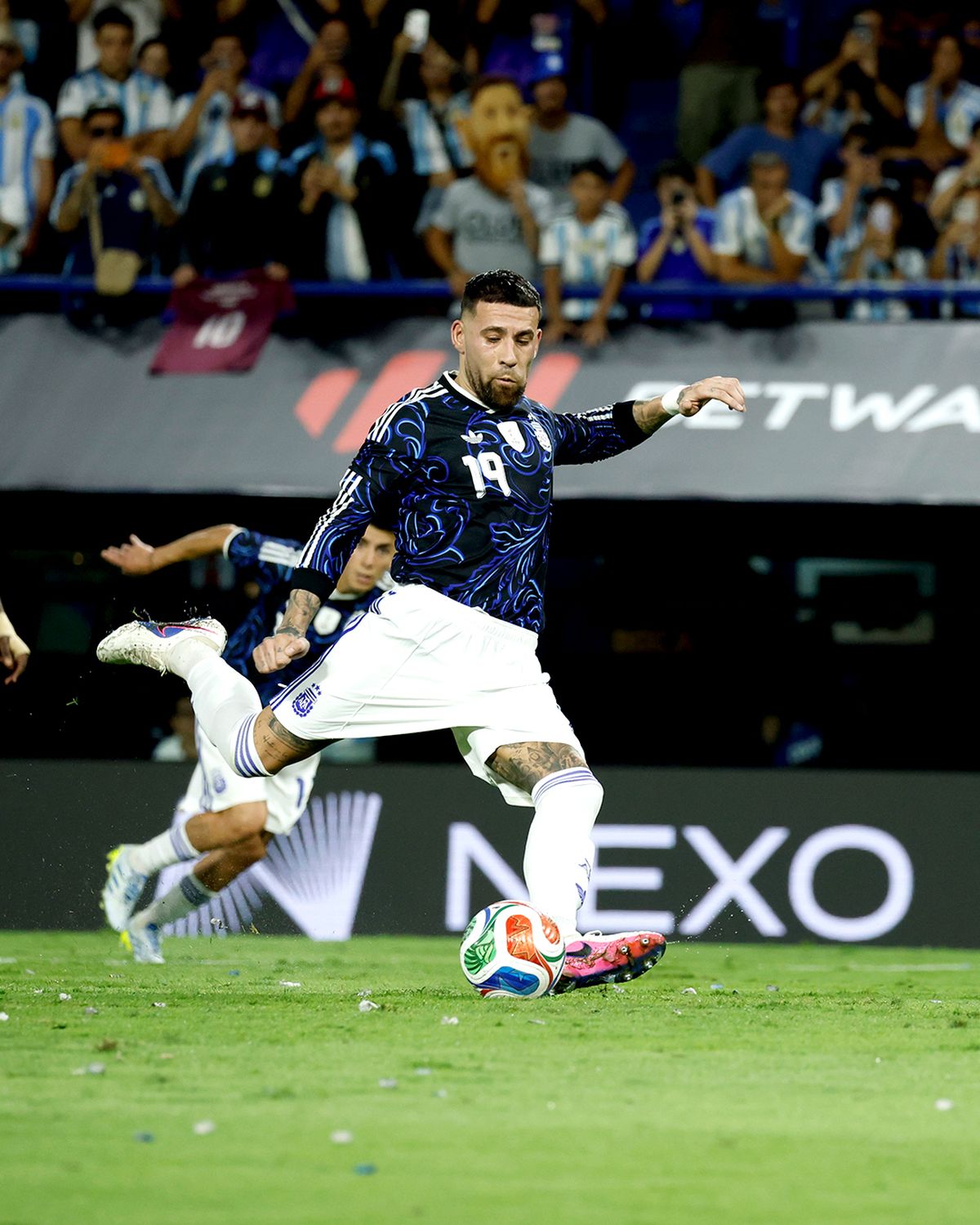 De penal, Nicol&aacute;s Otamendi convirti&oacute; un gol en la goleada de la Selecci&oacute;n argentina.