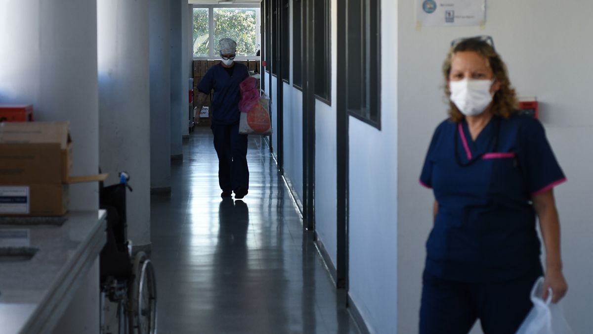 El ministerio indicó que son 6.027 los internados en unidades de terapia intensiva por Covid en Argentina.
