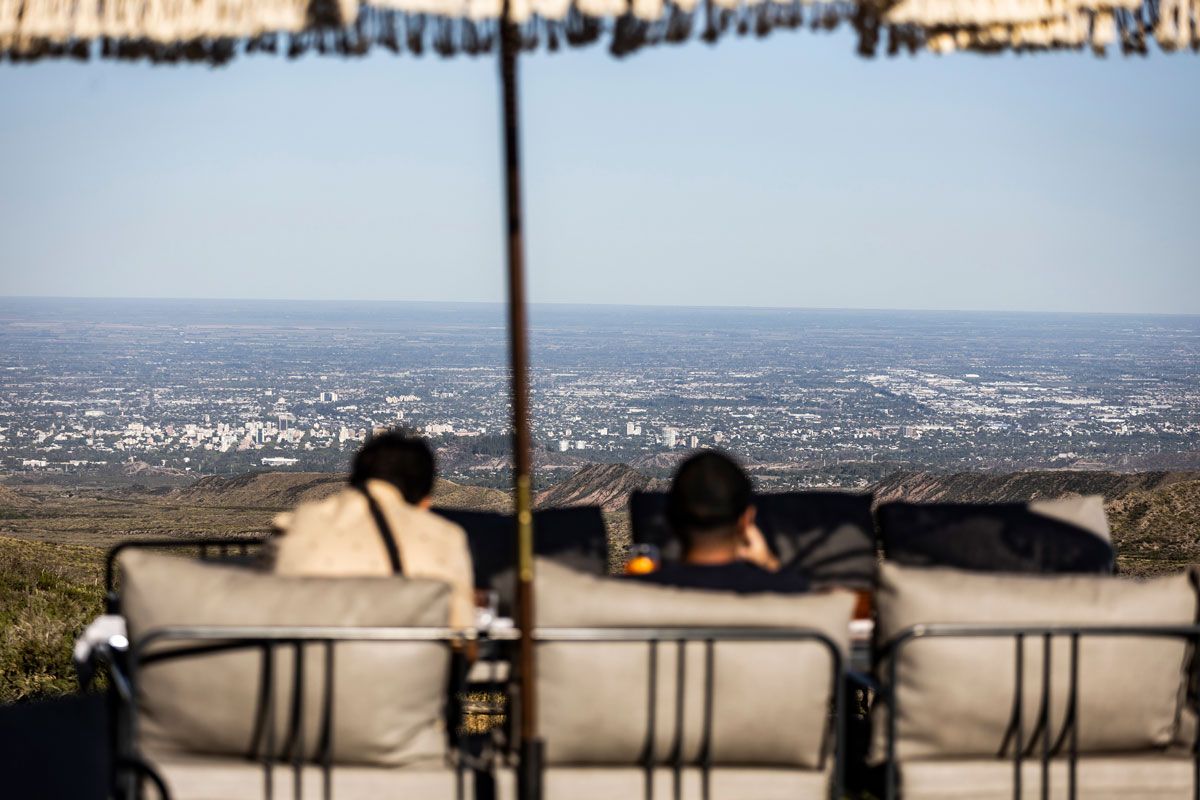 Los invitados al lanzamiento de los sunset redescubrieron las instalaciones y el entorno natural de Isidris. Crédito: Cristian Lozano. Los invitados al lanzamiento de los sunset redescubrieron las instalaciones y el entorno natural de Isidris. Crédito: Cristian Lozano.