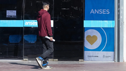 Se entrega una sola vez al año: ANSES activó el pago de un bono de $108.000 en agosto 2024
