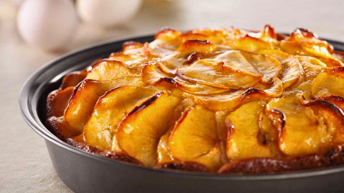 Receta de la Tarta de manzana en sartén con solo 8 ingredientes