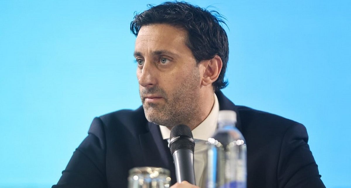 El mandamás de la Academia se refirió al mediocampista colombiano.