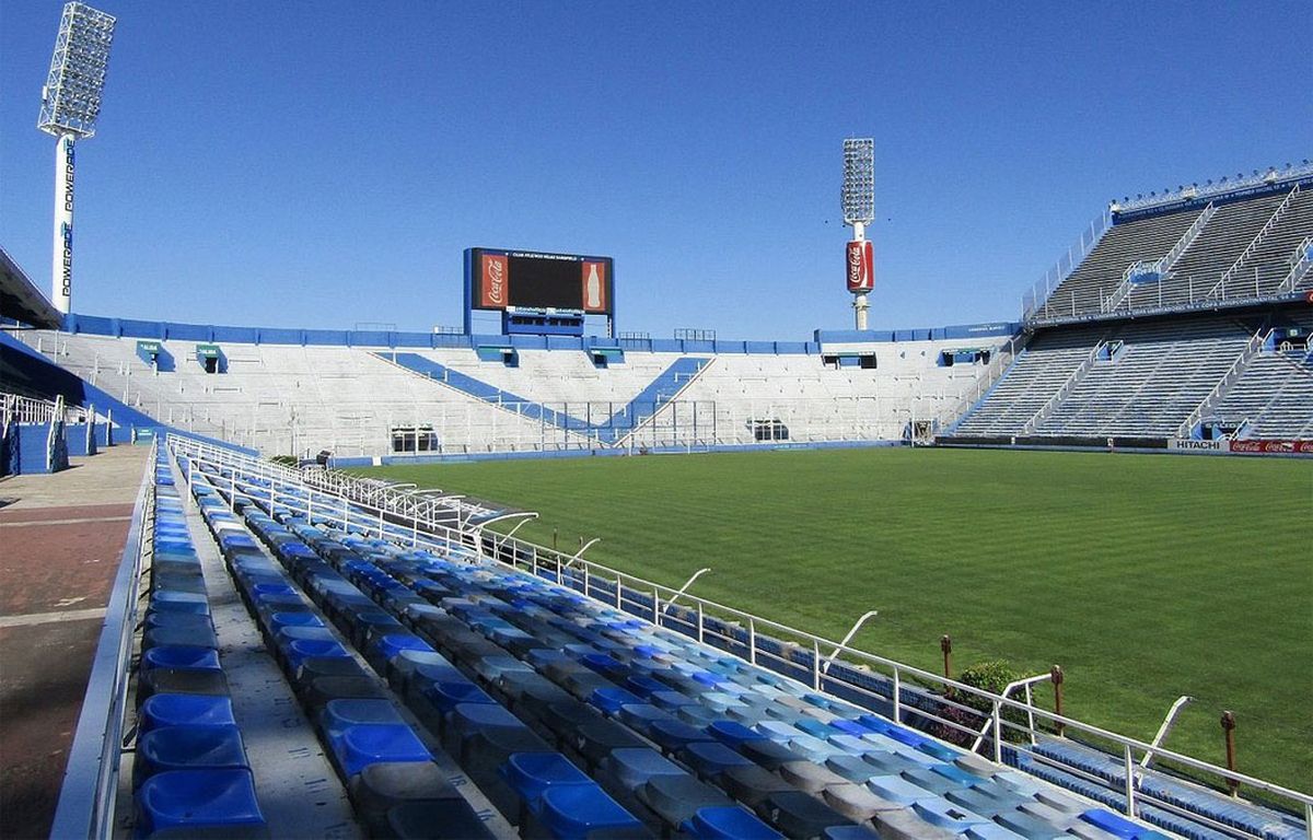 El Amalfitani de Vélez, cuando su césped lucía en buenas condiciones.