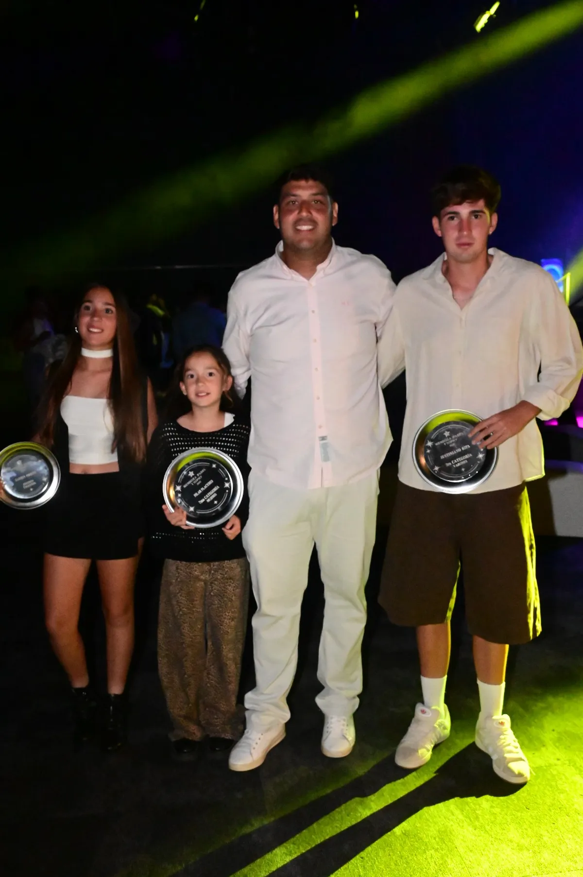 Leo Moretta y los premiados de la Academia del Kondor Club.