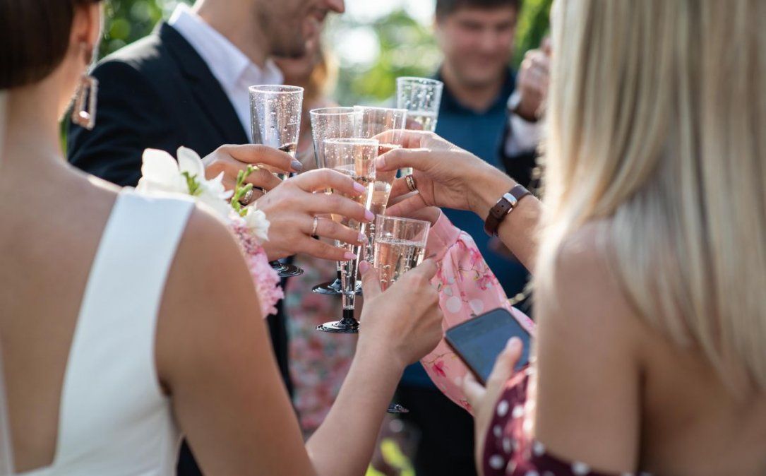 Un casamiento generó un brote de coronavirus.