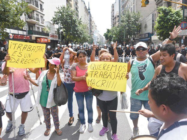 Denunciaron escasos resultados contra la venta ilegal callejera