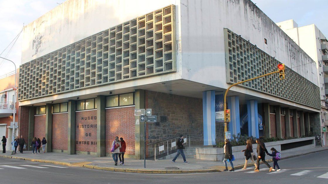 Expondrán libros en Paraná prohibidos por la dictadura militar