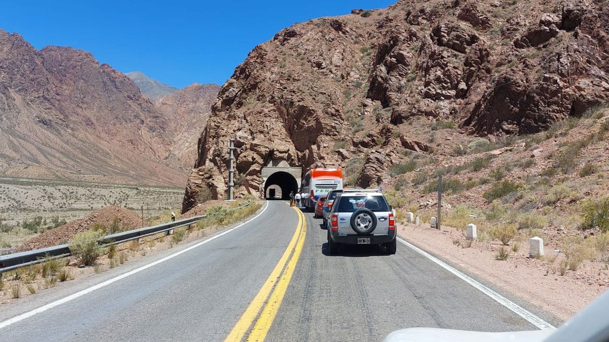 Desde Pasos Fronterizo piden circular con mucha precaución en alta montaña. Desde Pasos Fronterizo piden circular con mucha precaución en alta montaña.
