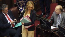 Fernández Sagasti afirma que el Congreso va a sesionar igual si la Corte rechaza dar aval legal