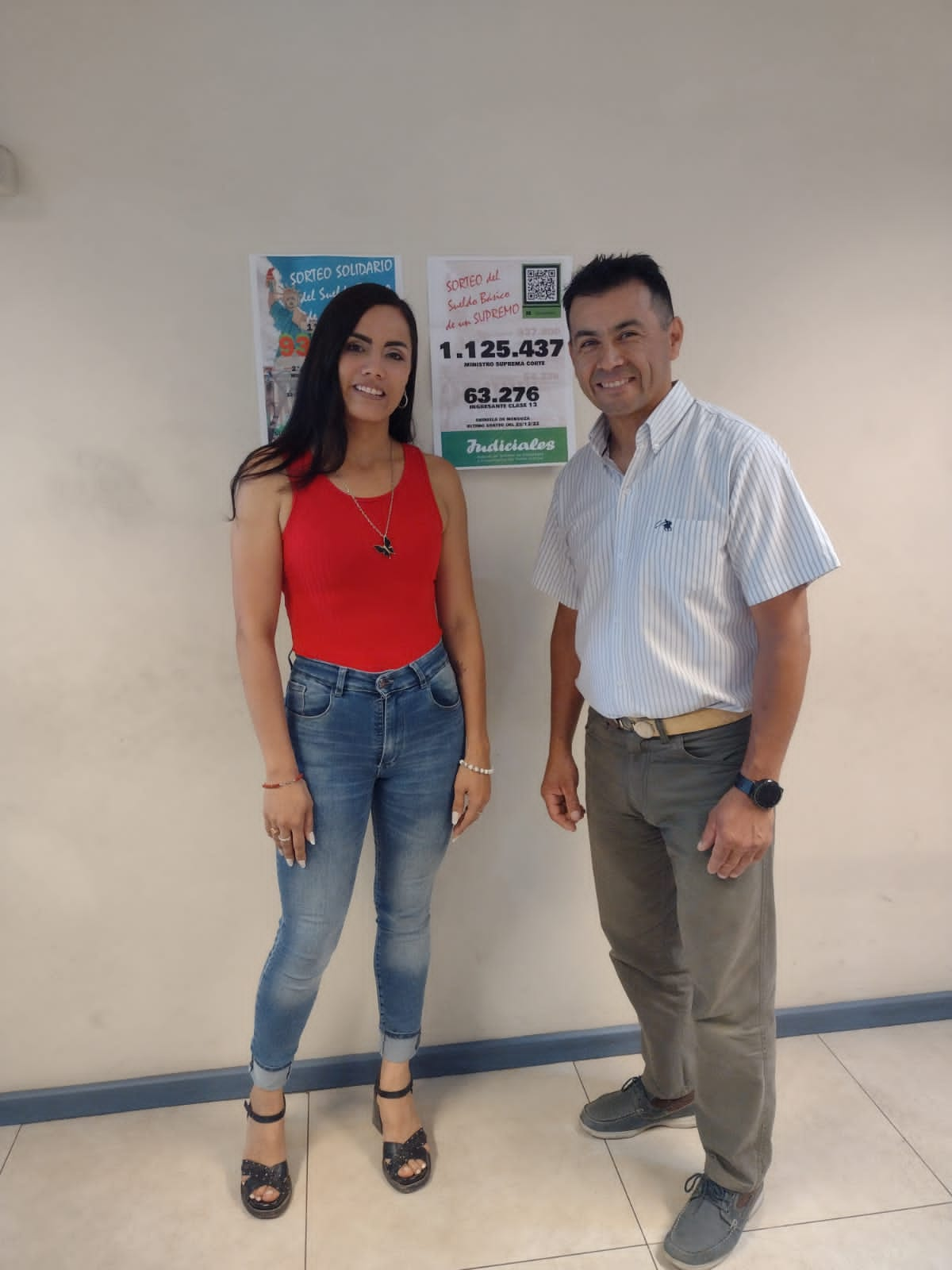 Micaela Richard e Ismael Rodríguez, los empleados judiciales que ganaron el premio millonario por dos sueldos básicos en el Poder Judicial.