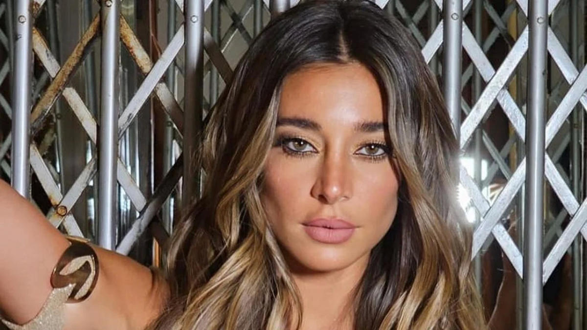 Sol Pérez la reina de las ultra transparencias en Noche al Dente