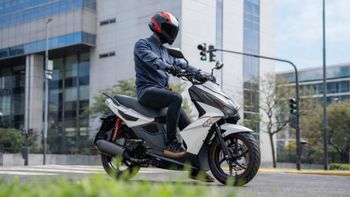 La moto que quiere competir con los titanes del mercado: estas son sus características La moto que quiere competir con los titanes del mercado: estas son sus características