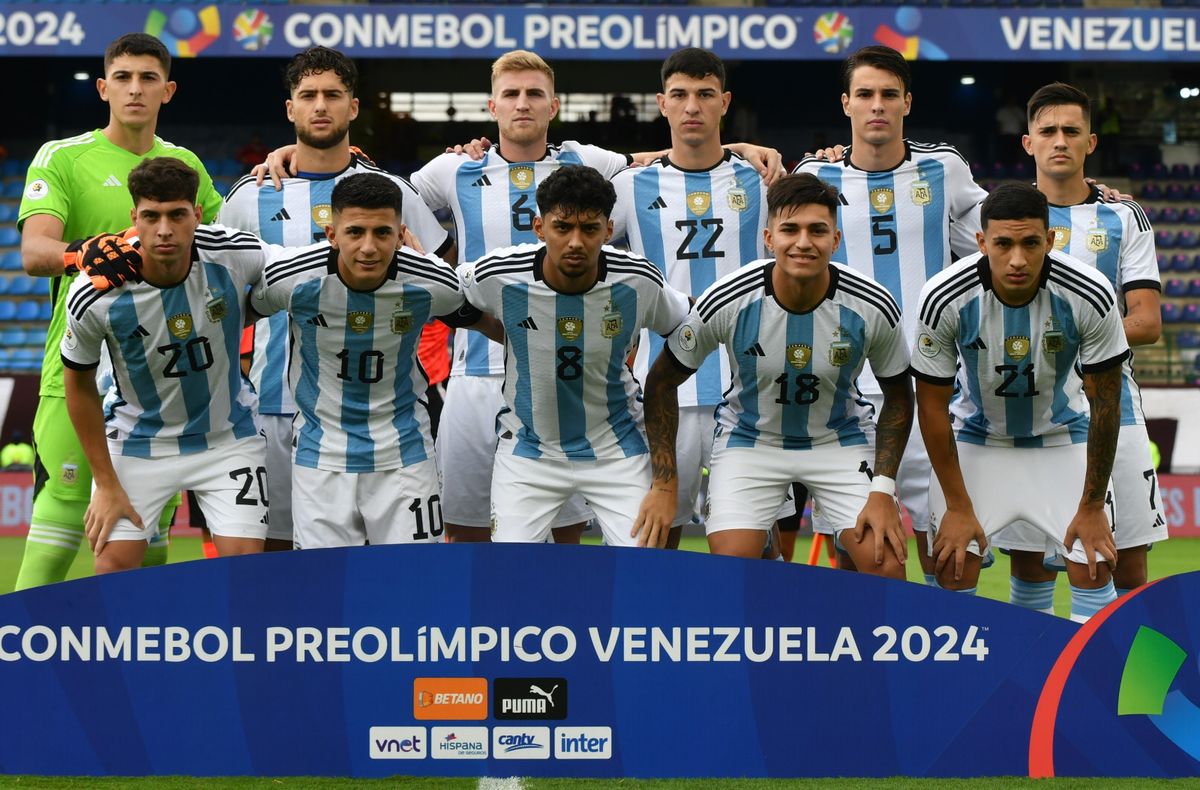 Argentina necesita ganarle a Brasil para ir a París.