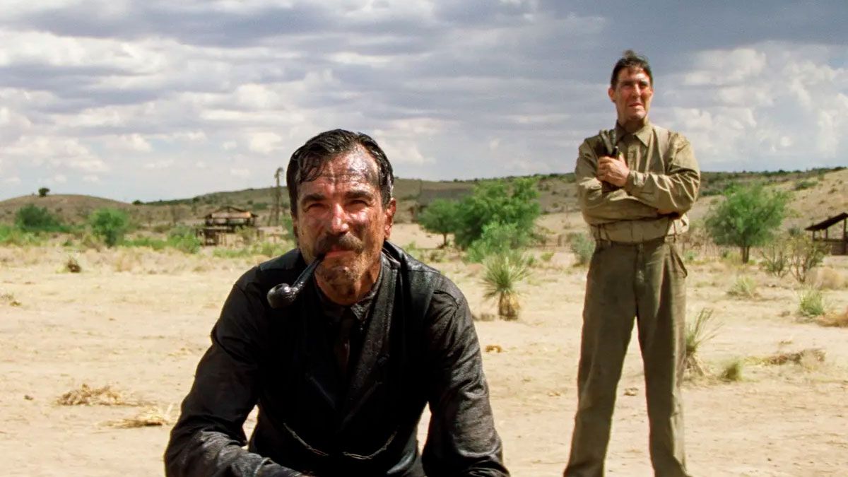 Protagonizada por Daniel Day-Lewis y Paul Dano la película obtuvo 137 nominaciones y 116 galardones. Protagonizada por Daniel Day-Lewis y Paul Dano la película obtuvo 137 nominaciones y 116 galardones.