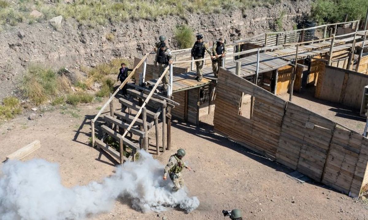 Las fuerzas especiales de Mendoza instruirán a agentes españoles. Las fuerzas especiales de Mendoza instruirán a agentes españoles.
