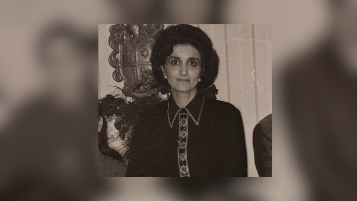 Yo siempre quise ser como mi mamá, hasta que me supe que ser como mi mamá, dolía. Yo siempre quise ser como mi mamá, hasta que me supe que ser como mi mamá, dolía.