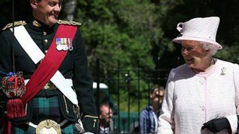 En Inglaterra están desesperados: la Reina pide a los escoceses que piensen en el futuro