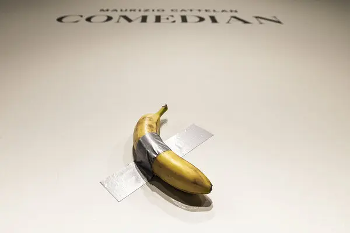 La obra de arte de la banana se ha hecho famosa en todo el mundo. La obra de arte de la banana se ha hecho famosa en todo el mundo.
