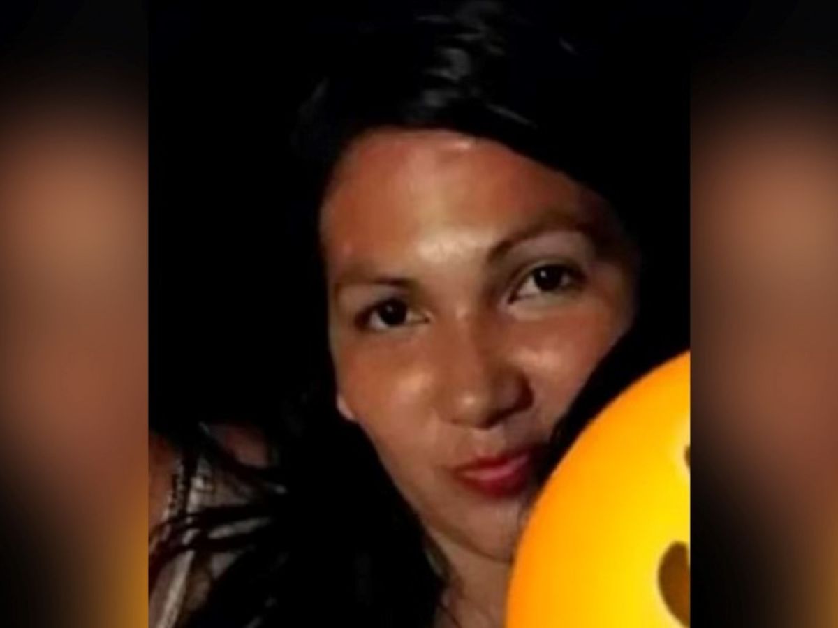 Brutal femicidio: un hombre asesinó a su expareja de 23 machetazos delante de sus hijos