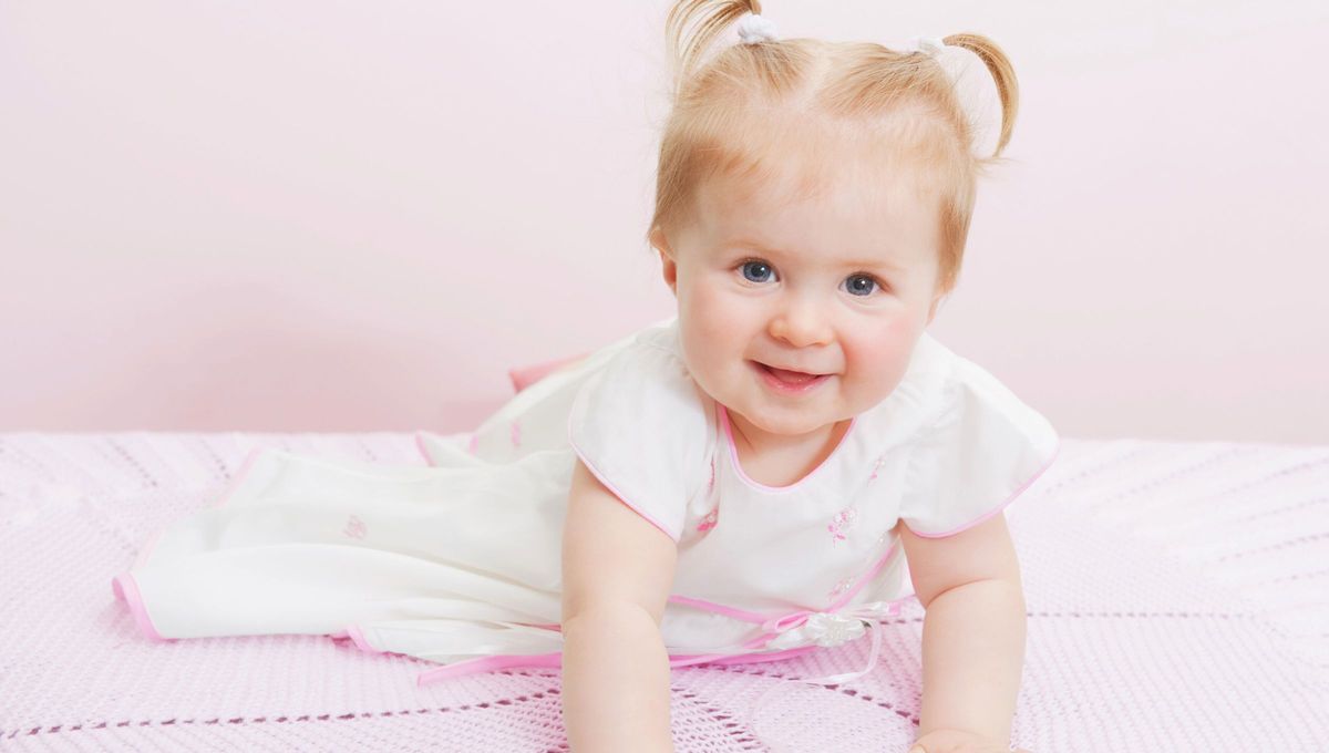 Además de que Isabella se relaciona con Dios, por su terminación -bella, a menudo se asocia con "belleza" y elegancia. Además de que Isabella se relaciona con Dios, por su terminación -bella, a menudo se asocia con "belleza" y elegancia. 